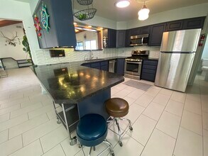 1516 Elizabeth Ave in Las Vegas, NV - Building Photo - Building Photo