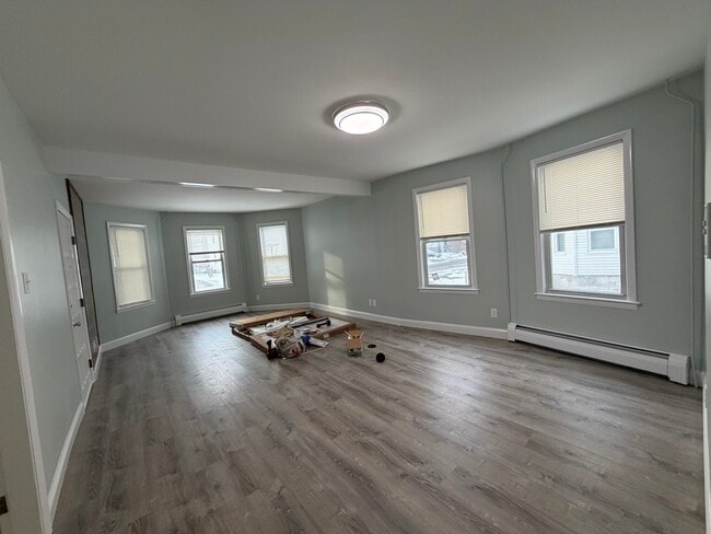 155 Pilgrim Ave, Unit 1