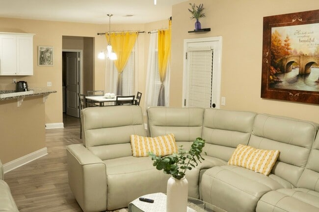 3499 Henley St in Rex, GA - Building Photo - Building Photo