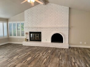 2189 Vartikian Ave in Clovis, CA - Building Photo - Building Photo