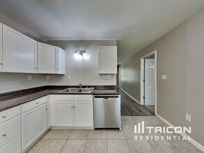 6215 Rockwell Blvd W in Charlotte, NC - Building Photo - Building Photo