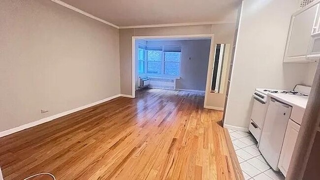 property at 155 E 38th St