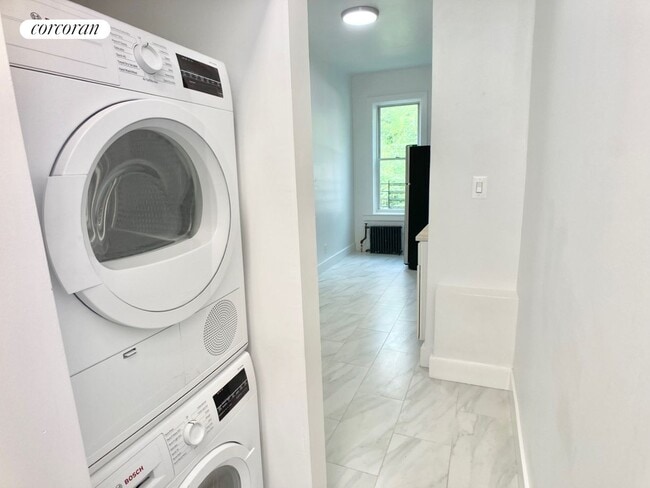 property at 366 E 28th St