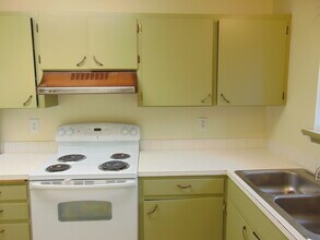 511 Constitution Ave S, Unit 511 in Bremerton, WA - Building Photo - Building Photo