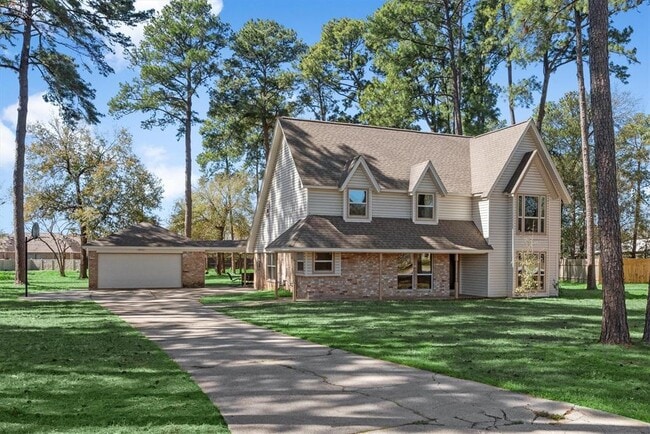property at 16835 W Maglitto Cir