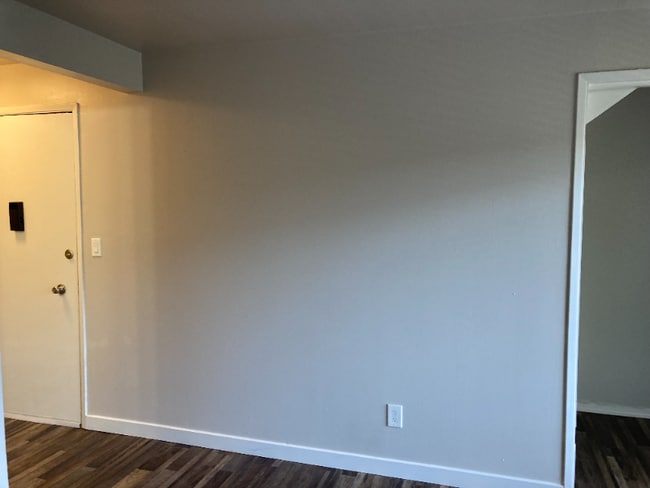 1215 Queen Anne Ave N, Unit 8 in Seattle, WA - Foto de edificio - Building Photo