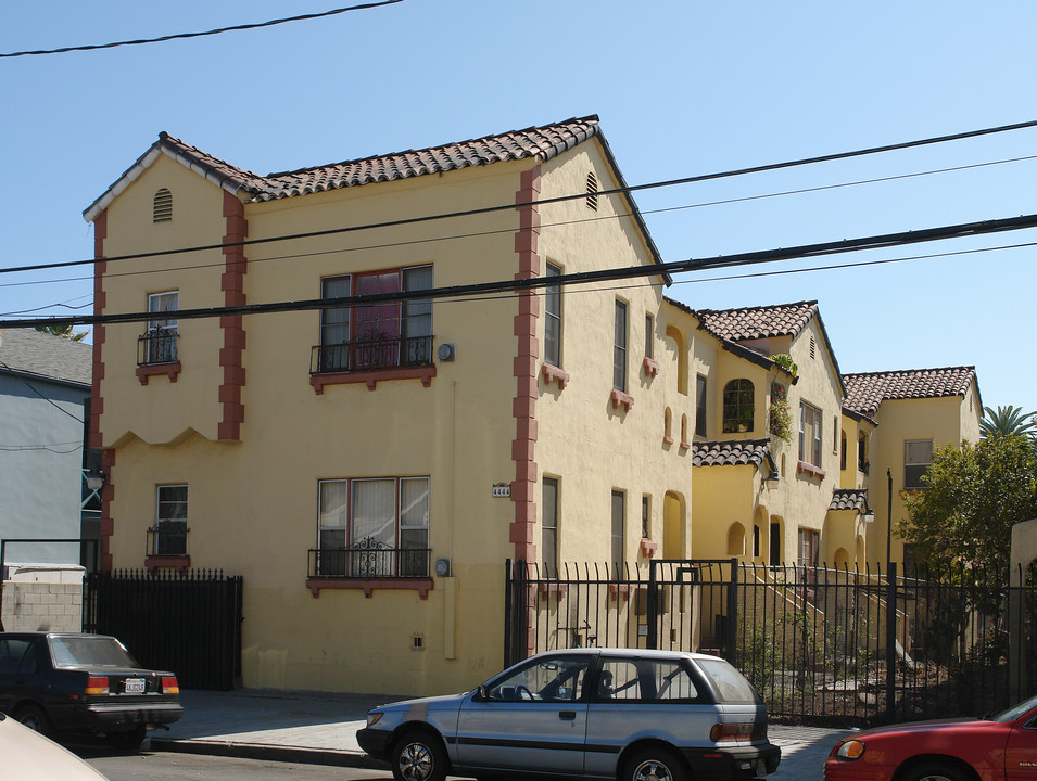 4444 E Lockwood Ave in Los Angeles, CA - Building Photo