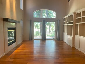 1500 Scenic Dr in Modesto, CA - Building Photo - Building Photo