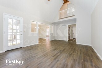 12818 S Navaho Dr in Olathe, KS - Building Photo - Building Photo