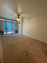 1111 S Wabash Ave, Unit 1605 in Chicago, IL - Building Photo - Building Photo