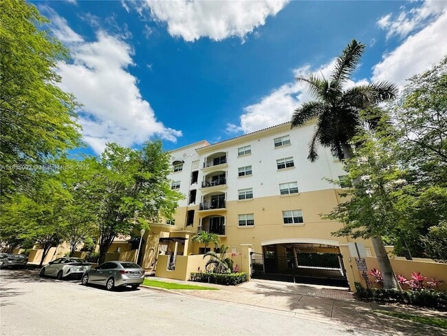 property at 118 Zamora Ave