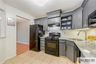 2611 Candlelight Ct in Helmetta, NJ - Building Photo - Building Photo