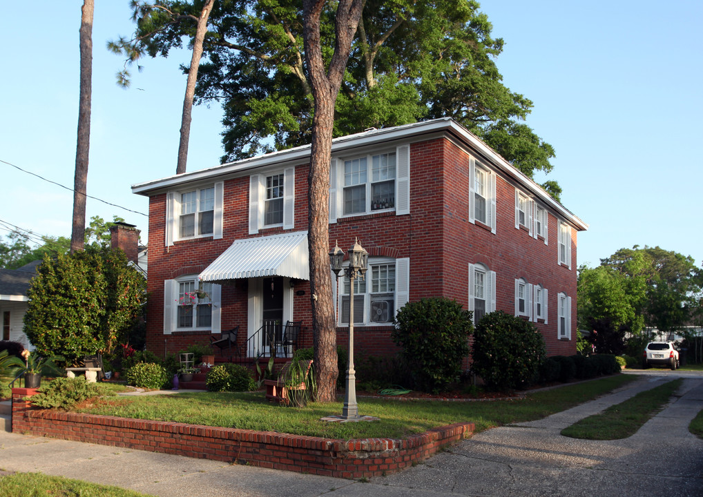 1804 Lakeview Ave in Pensacola, FL - Building Photo