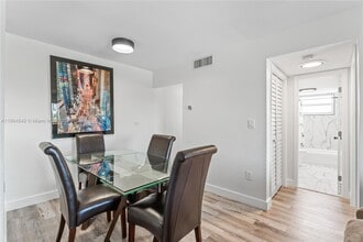 2401 SW 10th St in Miami, FL - Building Photo - Building Photo