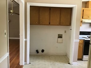 907 Canyon Ct in Hinesville, GA - Building Photo - Building Photo