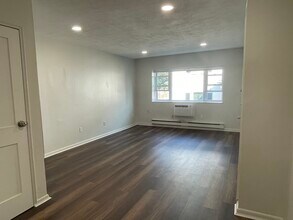 461 Washington St, Unit 305 in Boston, MA - Building Photo - Building Photo