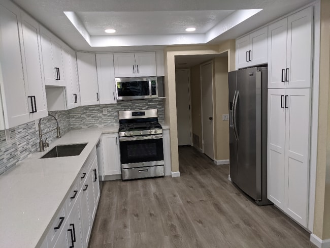 5151 Walnut Ave in Irvine, CA - Building Photo - Building Photo