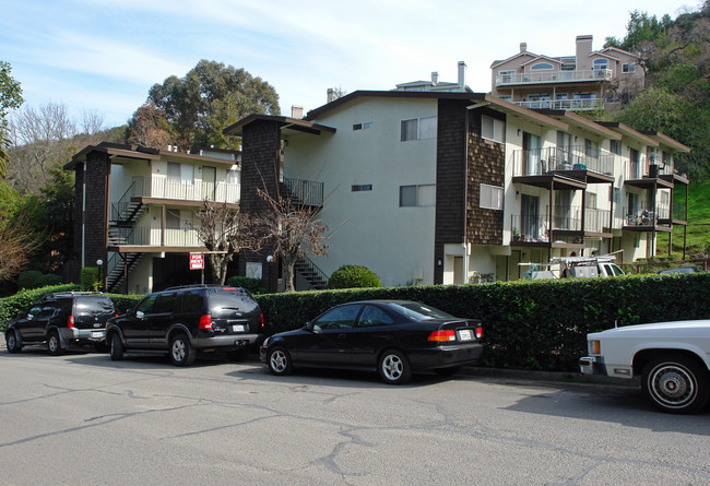 San Pablo Apartments in San Rafael, CA - Building Photo - Building Photo