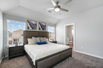 Katy Legacy in Katy, TX - Foto de edificio - Building Photo