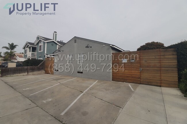 4233-4239 Swift Ave in San Diego, CA - Building Photo - Building Photo