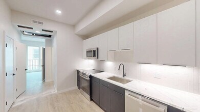 24 Mt Pleasant St in Somerville, MA - Foto de edificio - Building Photo