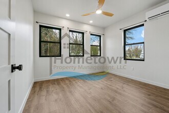 1721 Larch St in Sandpoint, ID - Building Photo - Building Photo