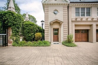241 Ruggles Ave in Newport, RI - Building Photo - Building Photo