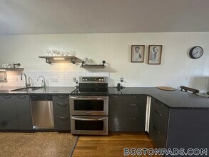 121 Tremont St in Boston, MA - Building Photo - Building Photo