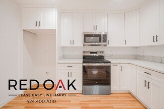 856 W 47th St in Los Angeles, CA - Foto de edificio - Building Photo