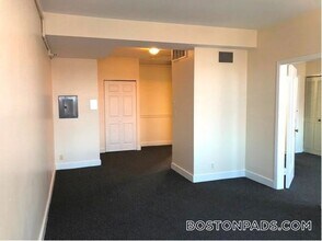 475 Commonwealth Ave in Boston, MA - Building Photo - Building Photo