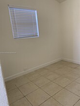 10298 SW 175th St-Unit -10298 in Miami, FL - Building Photo - Building Photo