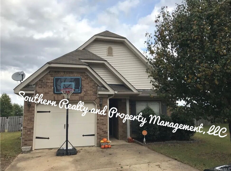 6647 Ridgeview Ln in Montgomery, AL - Foto de edificio