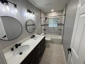 10995 Dixon Robinson Dr in Arlington, TN - Building Photo - Building Photo