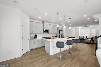 4190 Pierson Trce in Suwanee, GA - Building Photo - Building Photo