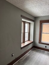 1106 E Lake Rd in Erie, PA - Building Photo - Building Photo