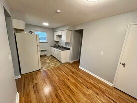 2739 Lafeuille Ave in Cincinnati, OH - Building Photo