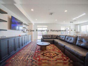 5033 N 81st Ave in Glendale, AZ - Building Photo - Building Photo