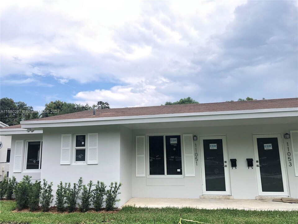 11051 SW 79th Ave-Unit -11051 in Miami, FL - Building Photo