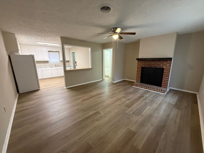 1605 Cedar Shoals Dr in Athens, GA - Building Photo - Building Photo