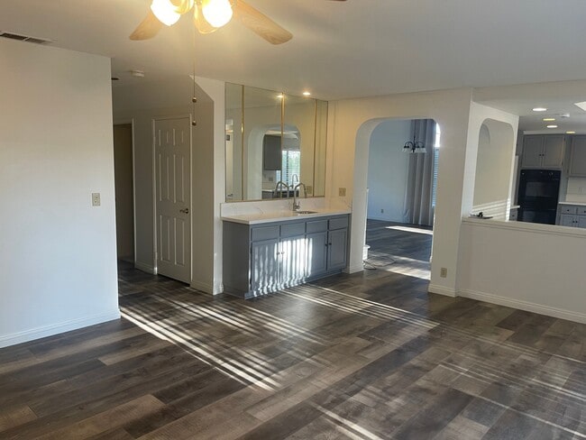 2215 Lobelia Ave in Upland, CA - Building Photo - Building Photo