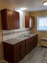 1521 Sutton Ave in Cincinnati, OH - Building Photo - Building Photo