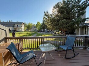 72 Crestwood Dr, Unit B in Whitefish, MT - Building Photo - Building Photo