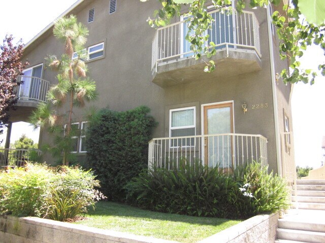 property at 2283 Waltonia Dr