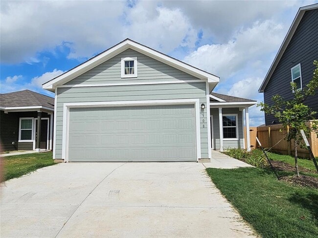 308 Freshwater Dr in Bastrop, TX - Building Photo - Building Photo