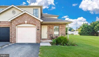 13908 Greenfield Ave in Maugansville, MD - Building Photo