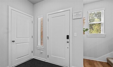 43 St Austell Dr in Bella Vista, AR - Building Photo - Building Photo