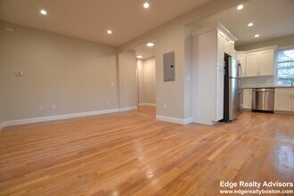 58 Foster St in Boston, MA - Building Photo - Building Photo