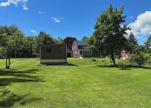 133 Howe St in Auburn, ME - Building Photo - Building Photo