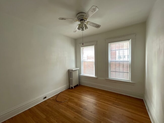4446 Floriss Pl, Unit First Floor in St. Louis, MO - Foto de edificio - Building Photo