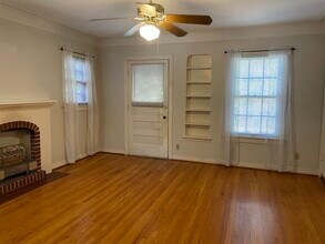 5936 Oram St, Unit 5936 Upstairs Right in Dallas, TX - Building Photo - Building Photo
